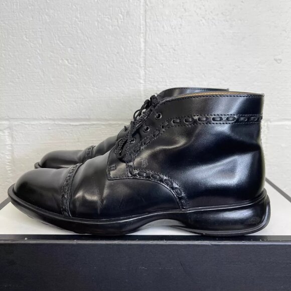 TOD's Women's Cap Toe Black Leather Ankle Boots Thread Accent Lace up Size 8 US - Picture 4 of 11